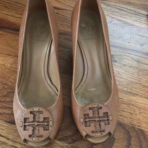Tory Burch wedge camel open toe size 7